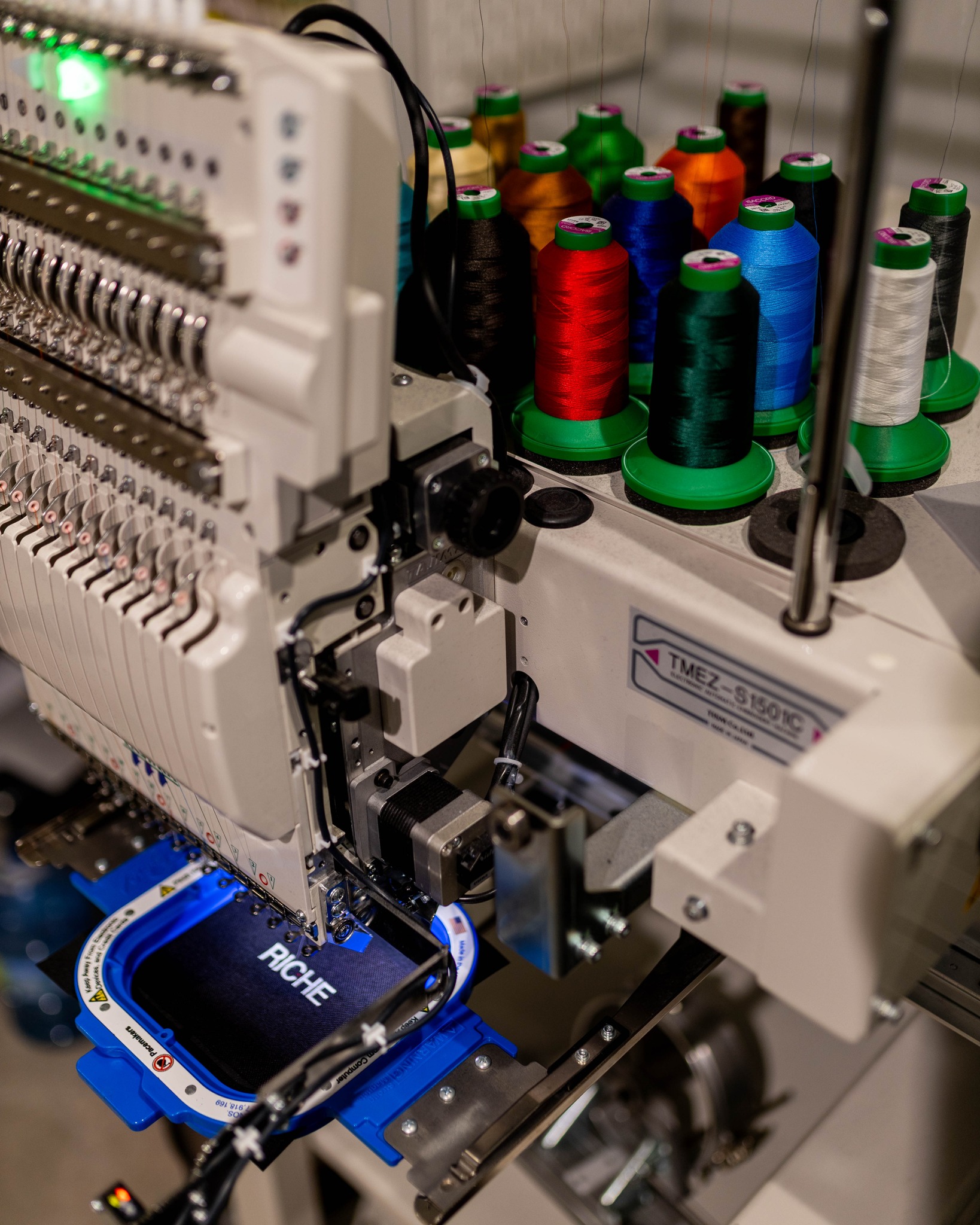 Production locale broderie Atelier QG Trois-Rivières
